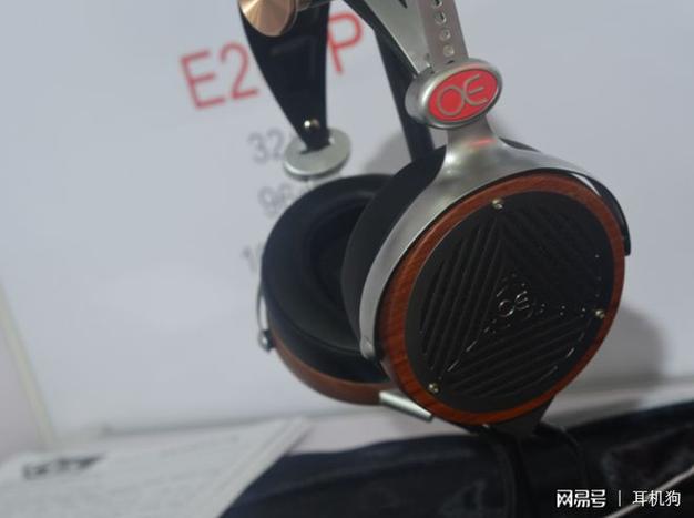 玩爆Hi-End的OE黑科技 E200P耳机一探究竟